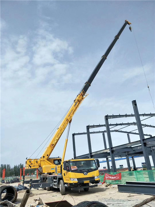 上思县超高层建筑钢结构吊装案例